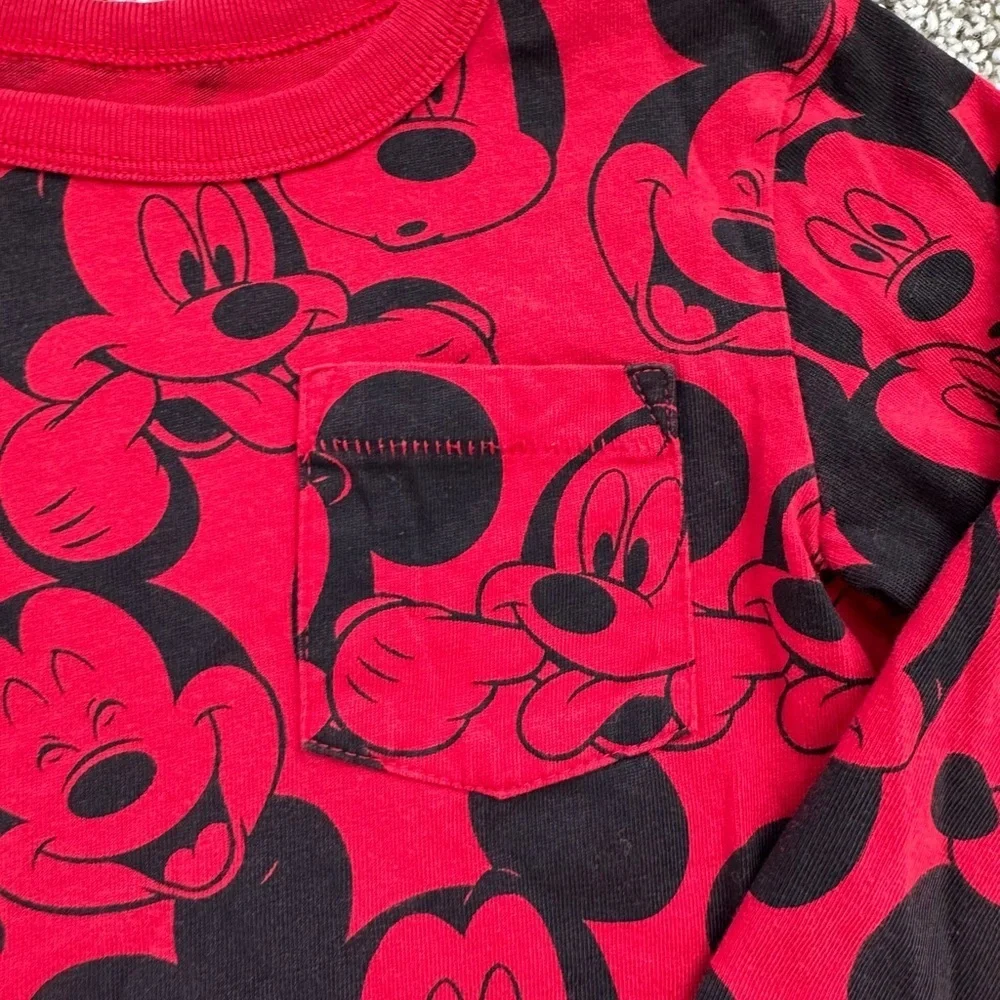 GAP Disney Mickey Mouse Long Sleeve Shirt Size Red and Black Character tee 3T